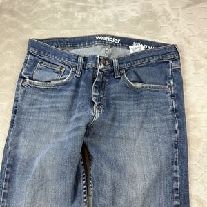 VTG Wrangler Slim Straight 32x30 Blue Jeans - MWM75DR‎ - Leather Patch